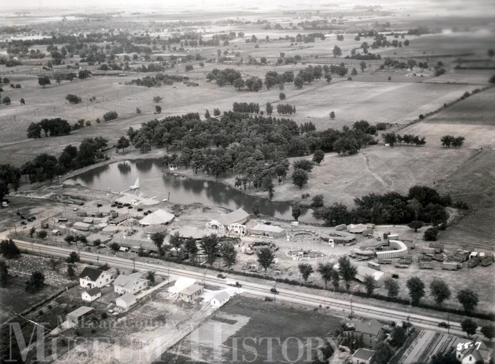 Aerial view of Bon-Go Park carnival, 1933.