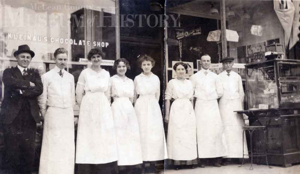 Staff of Kleinau's, 1915.